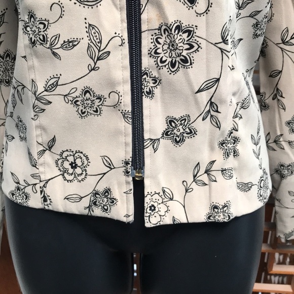 Melissa Harper cream and Black zip-up jacket perfect with slacks. Size 10. - Picture 3 of 8